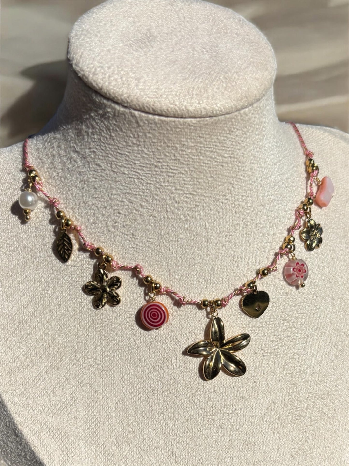 Collier charms VIBES